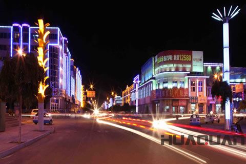 『隨華全，觀天下』 ——走進突泉