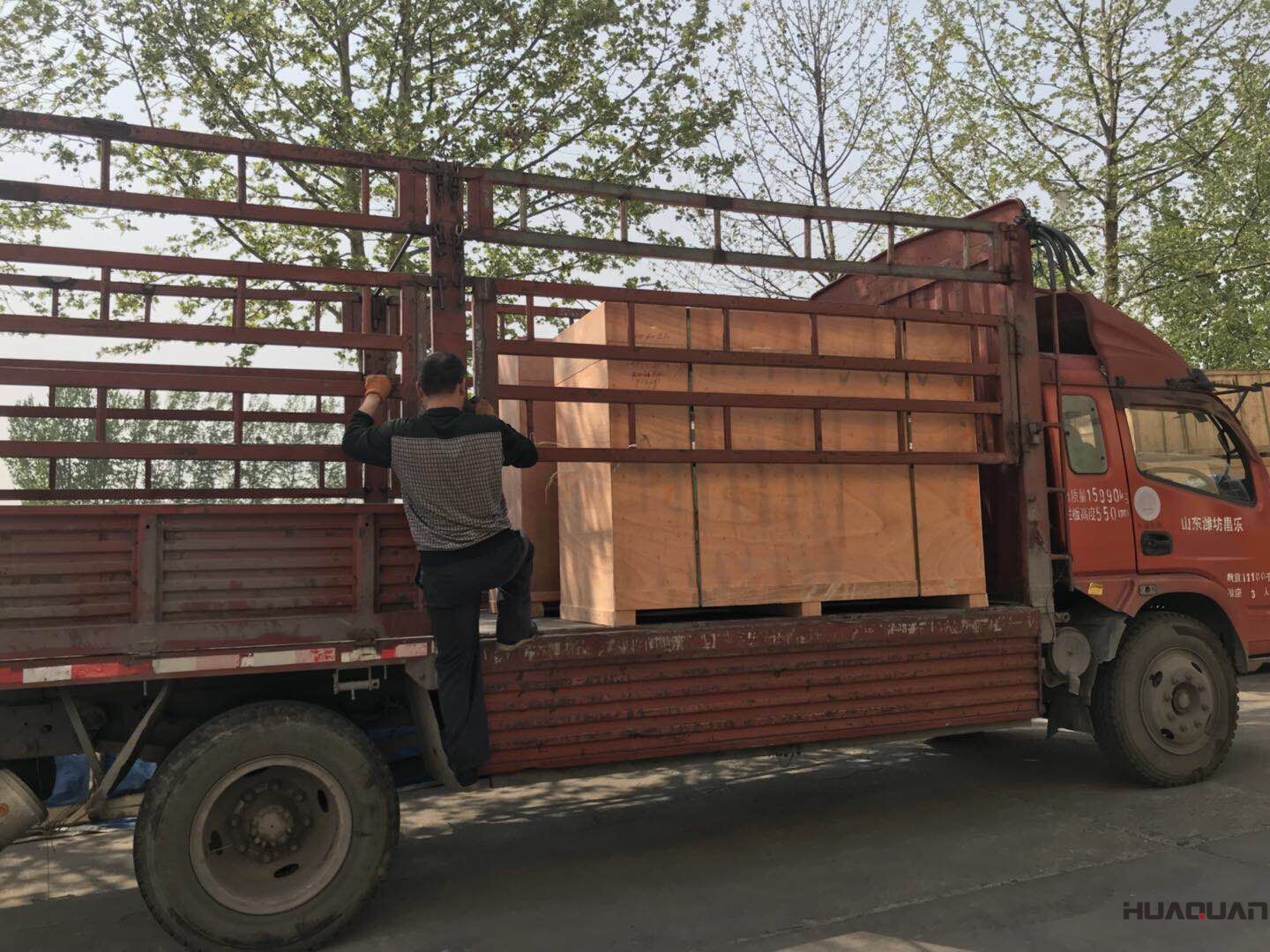 2018年4月19日華全動(dòng)力120kw標(biāo)配柴油發(fā)電機(jī)組發(fā)往湖北