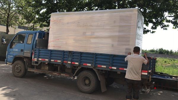 一臺280kw自動化柴油發電機組在2018年5月29日從華全順利發往重慶市忠縣