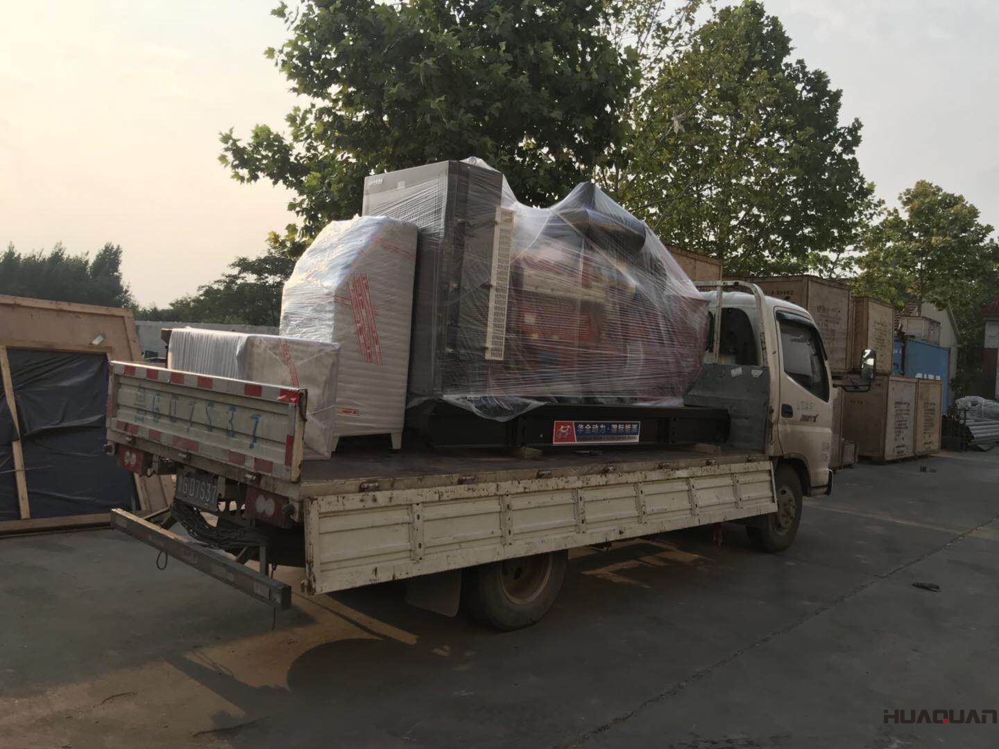 一臺120kw自動化柴油發(fā)電機組于8月4日順利發(fā)往江西