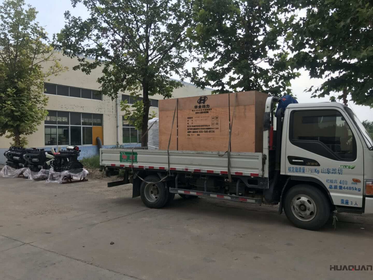 9月17日一臺100kw帶余熱回收的沼氣發電機組發往山東