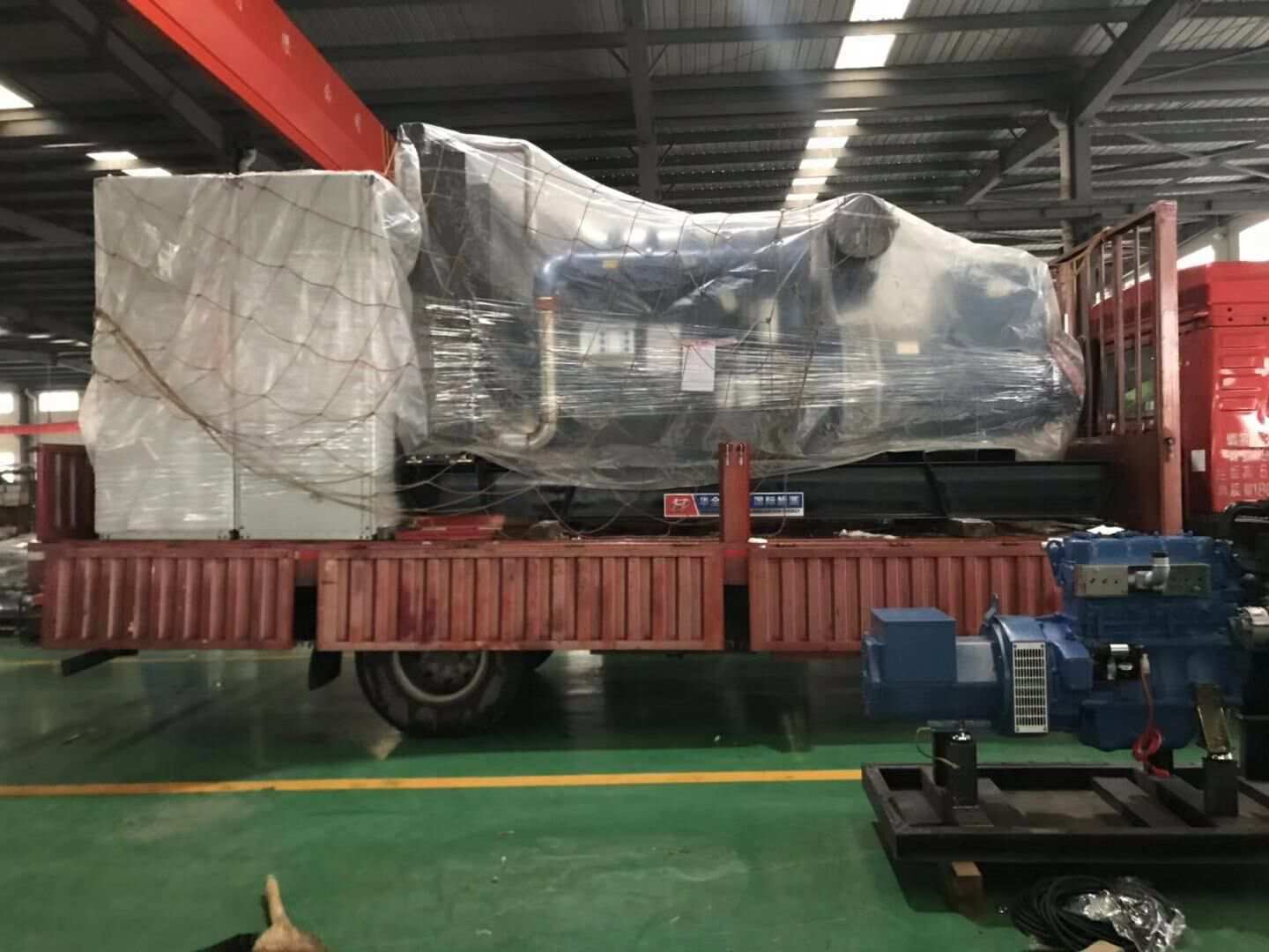 華全動力一臺200kw自動化柴油發(fā)電機組于12月24日順利發(fā)往山東省